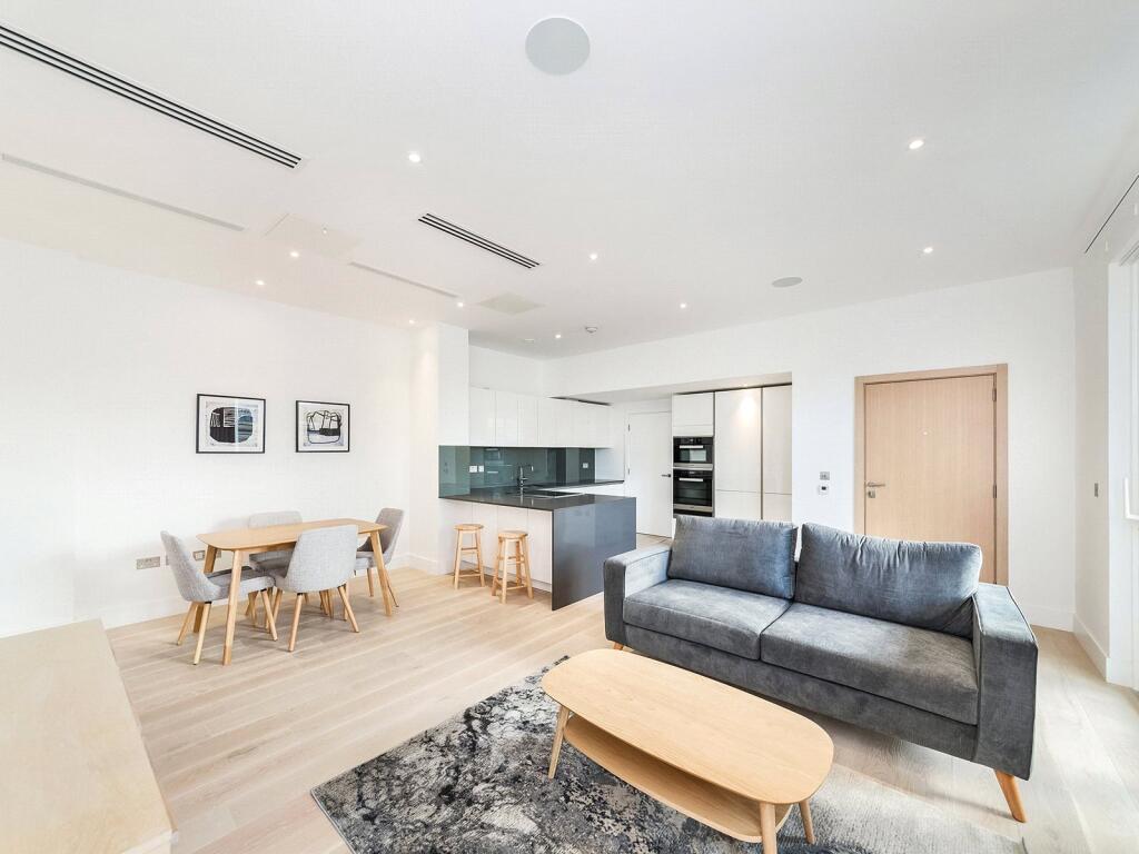 Main image of property: Riverwalk Apartments, 5 Central Avenue, SW6