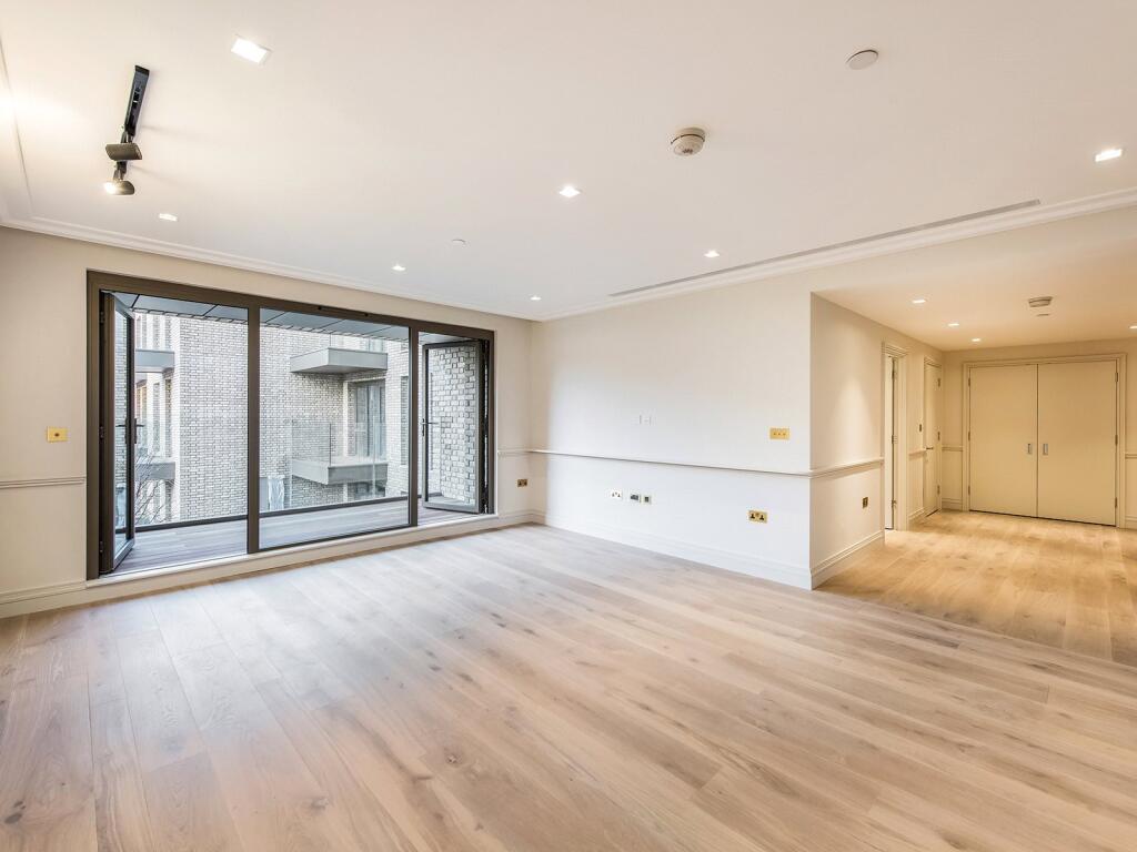 Main image of property: Queen's Wharf, 2 Crisp Road, W6