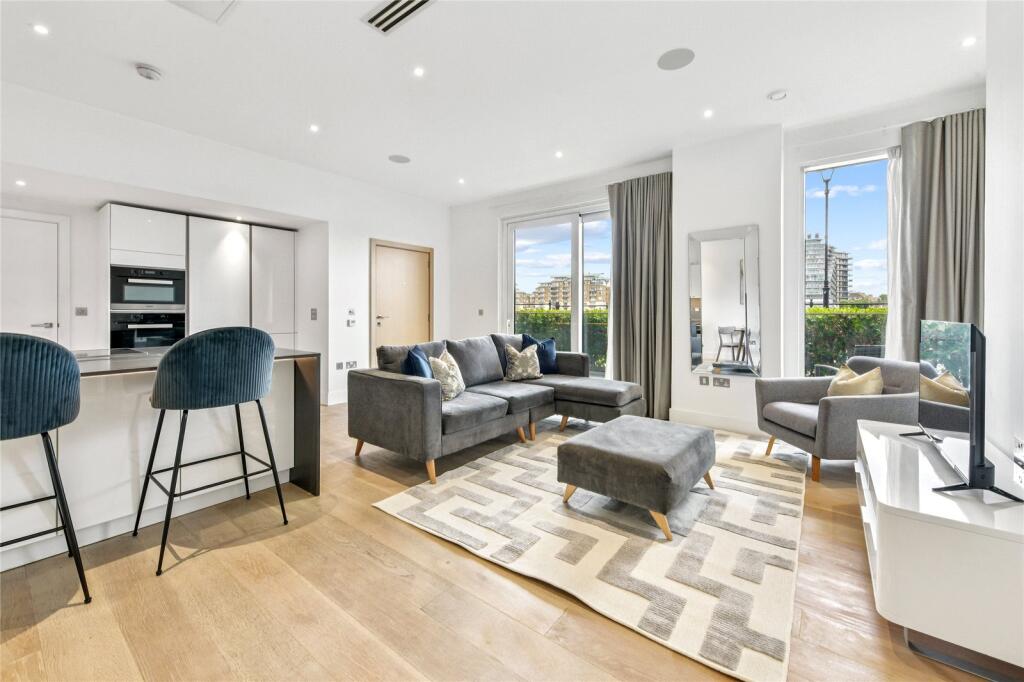 Main image of property: Riverwalk Apartments, 5 Central Avenue, SW6