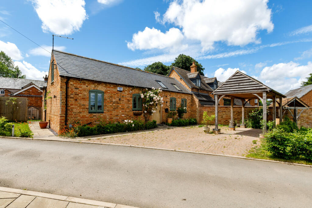 Main image of property: Owl Barn, Elms Farm, Hunningham, Leamington Spa, Warwickshire, CV33