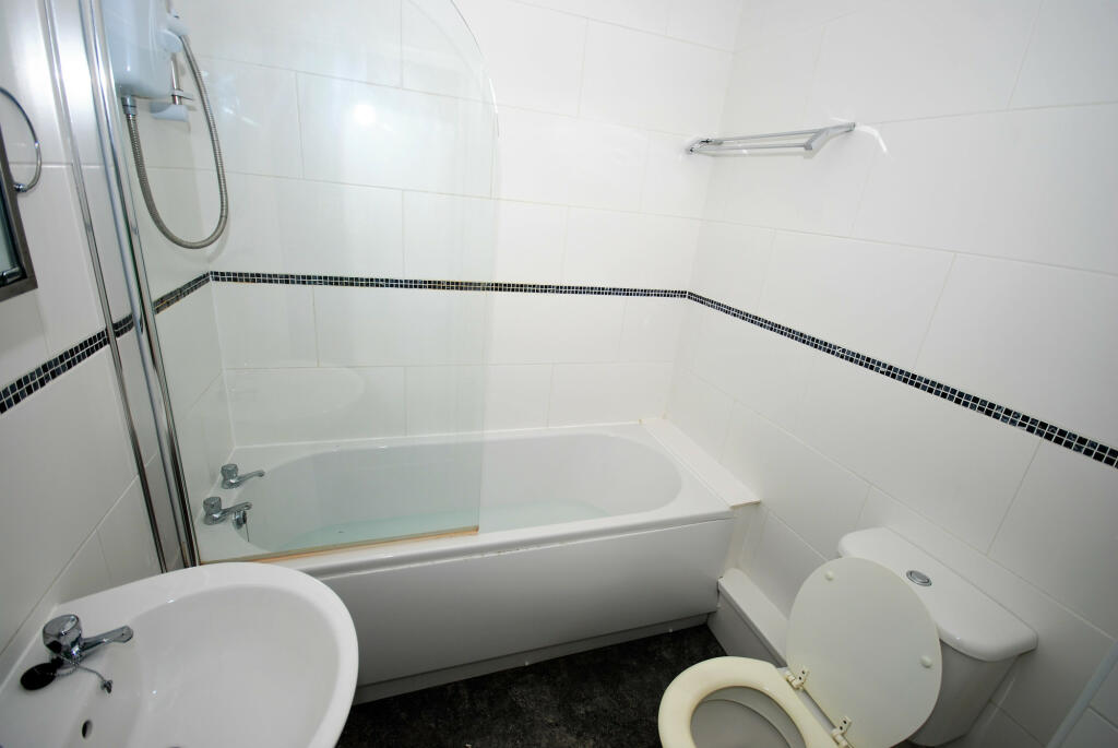 Additional property image - Station House, Old Warwick Road, Leamington Spa, Warwickshire, CV31