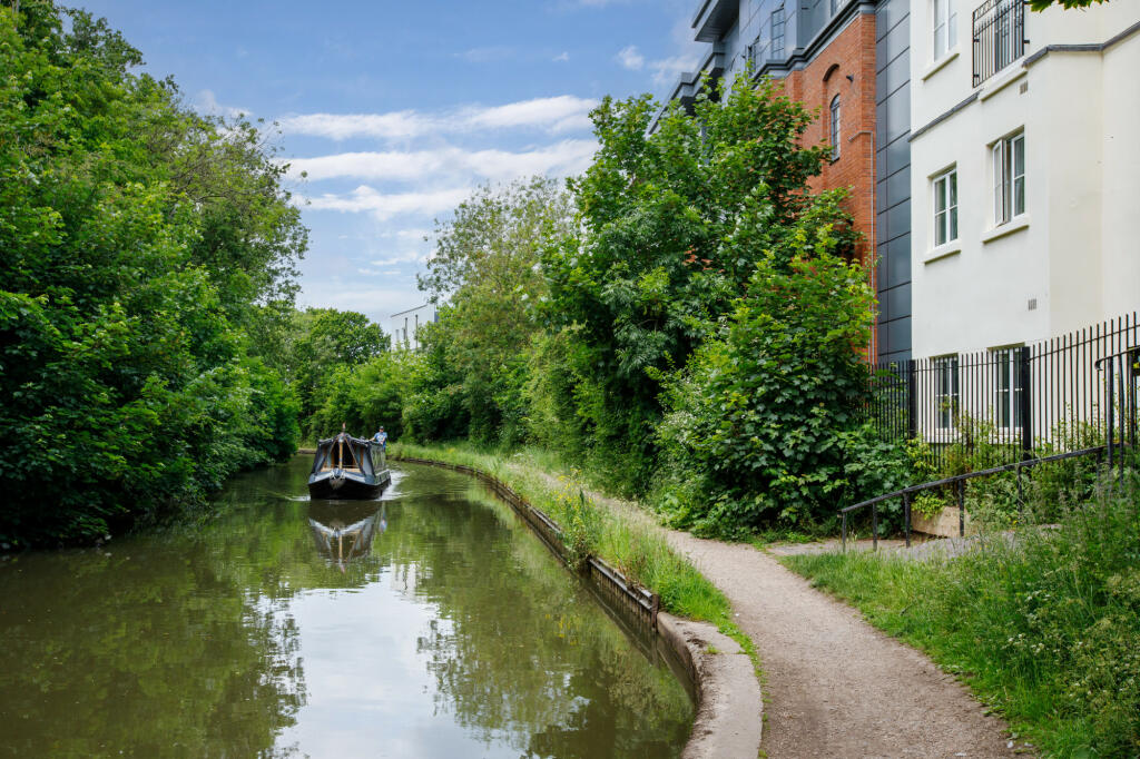 Additional property image - Station House, Old Warwick Road, Leamington Spa, Warwickshire, CV31