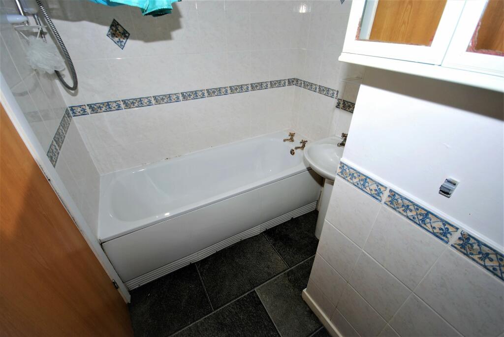 Additional property image - Bath Street, Leamington Spa, CV31