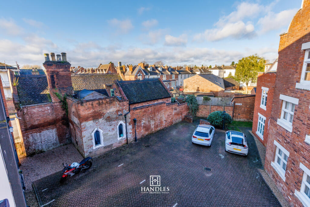 Additional property image - Russell Terrace, Leamington Spa, CV31