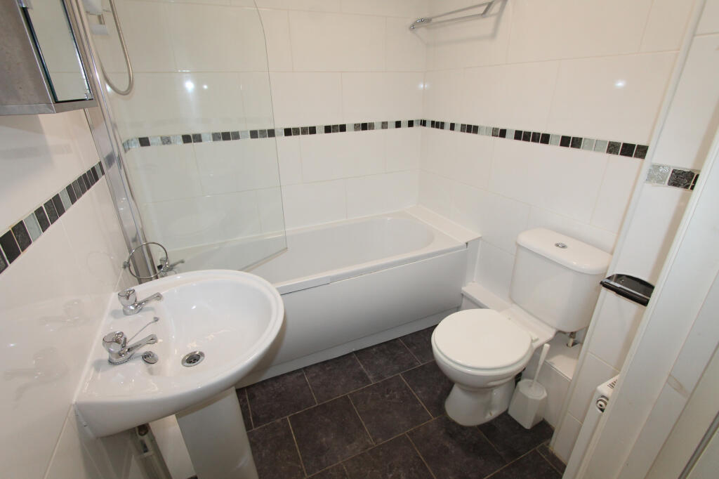 Additional property image - Station House, Old Warwick Road, Leamington Spa, Warwickshire, CV31