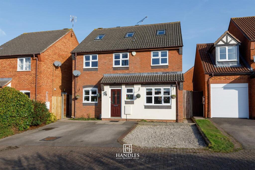 Main image of property: Coxs Orchard, Leamington Spa