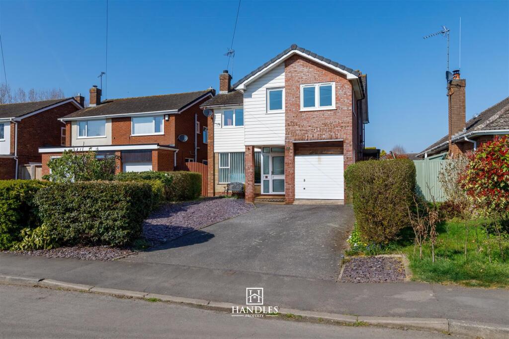 Main image of property: Stonebridge Lane, Long Itchington