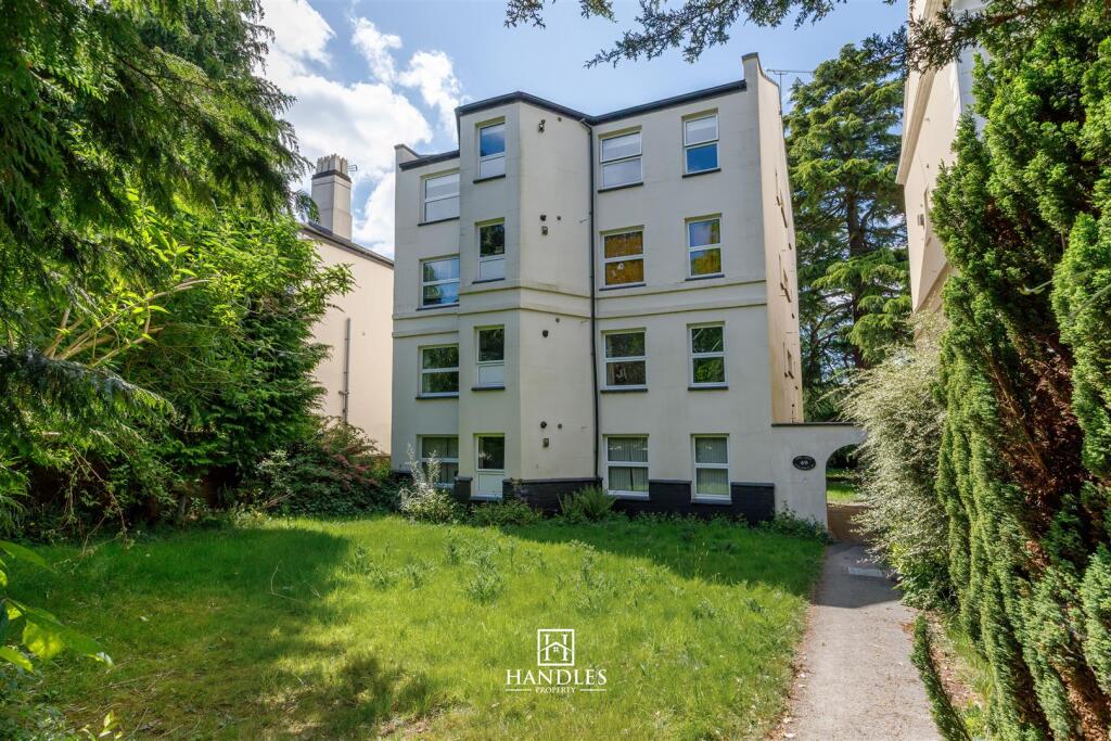 Main image of property: Kenilworth Road, Leamington Spa