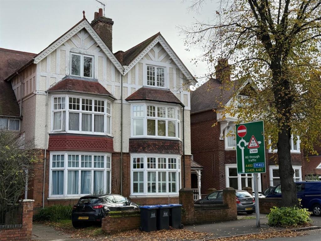 Main image of property: 17 Adelaide Road, Leamington Spa