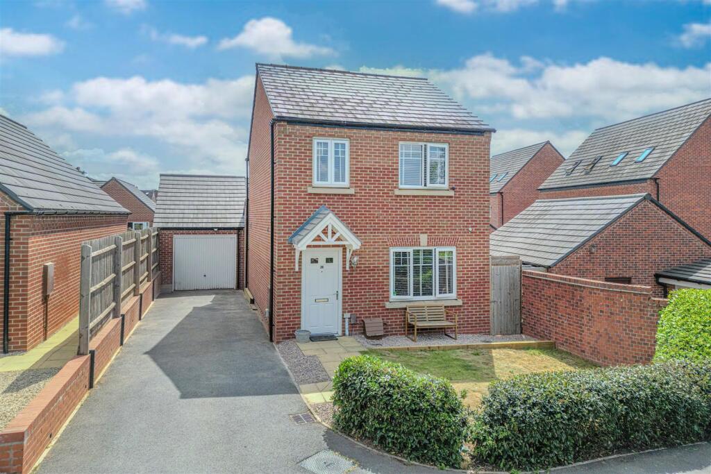 Main image of property: Peabody Way, Warwick