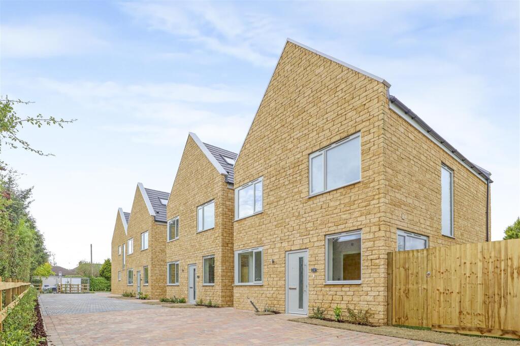 Main image of property: Barby Road, Kilsby