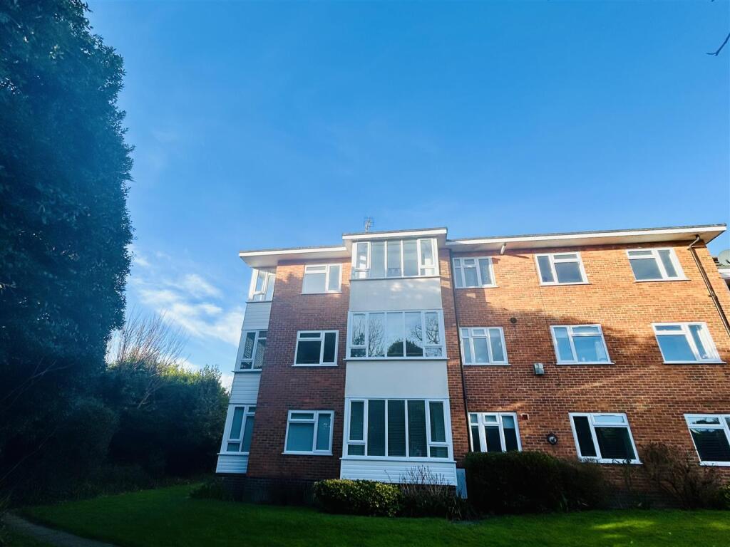 Main image of property: Limmer Lane, Felpham