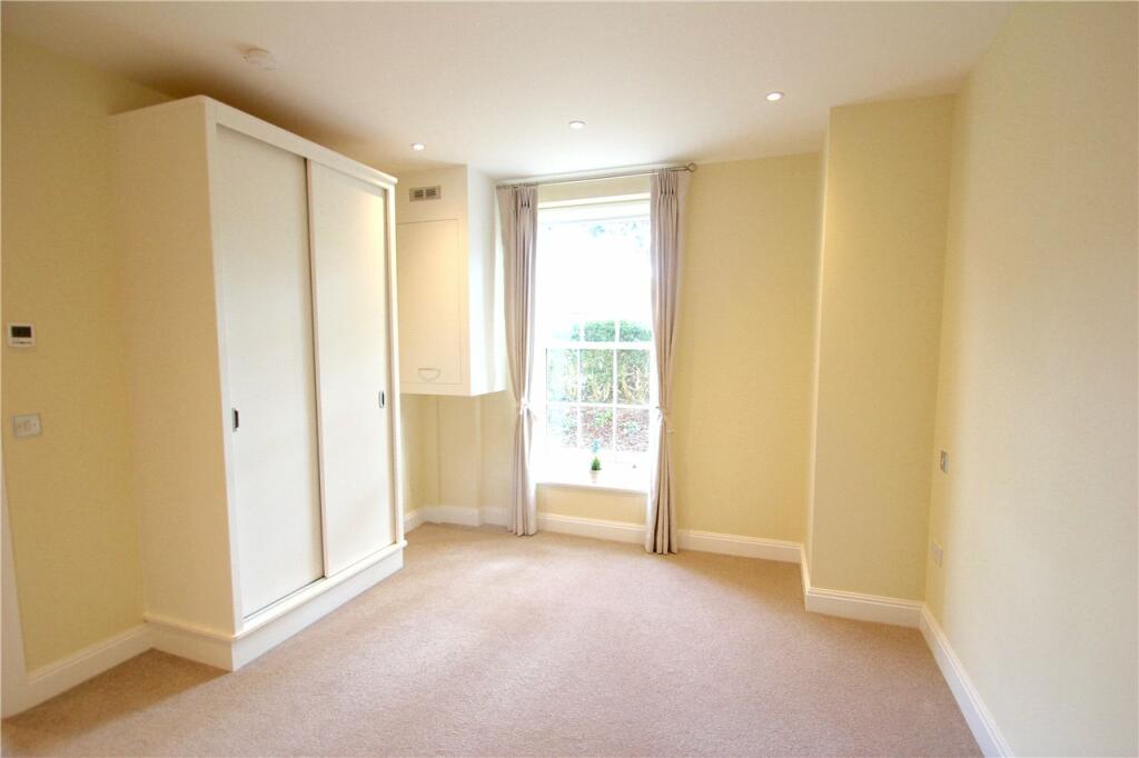 Additional property image - Townsend Lane, Harpenden, Hertfordshire, AL5