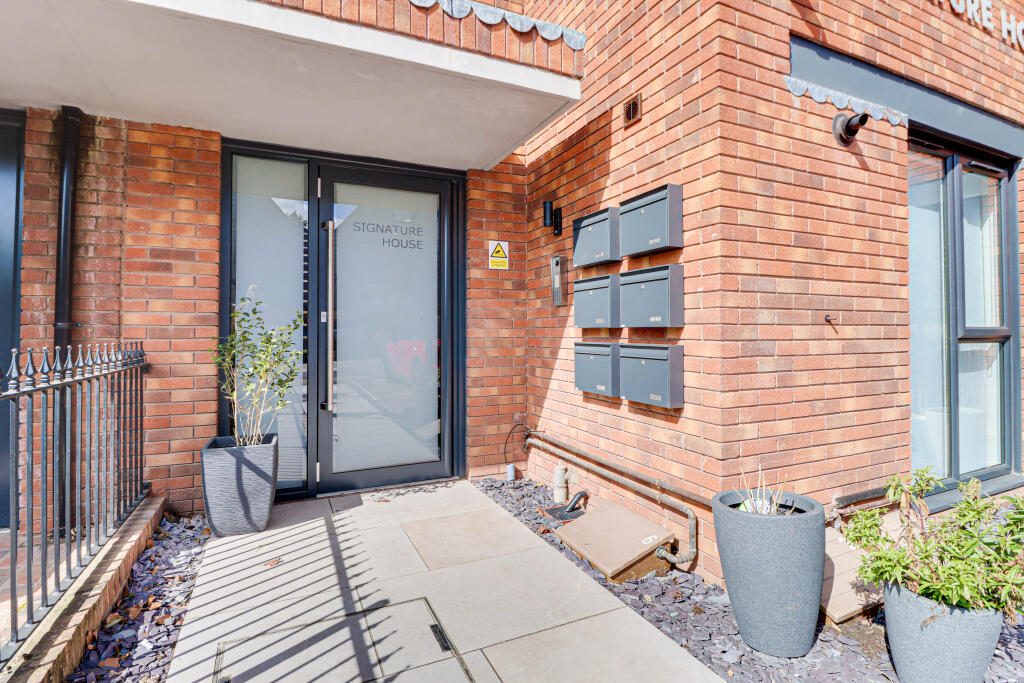 Main image of property: Signature House, Vaughan Road, Harpenden, AL5