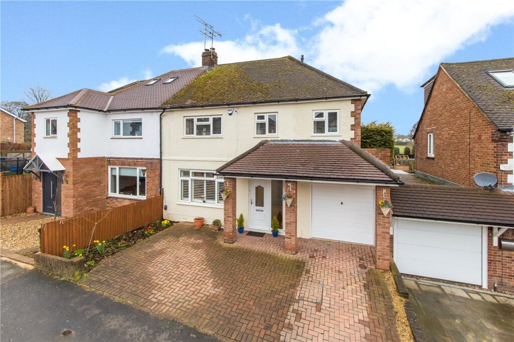 Main image of property: St. James Road, Harpenden, AL5