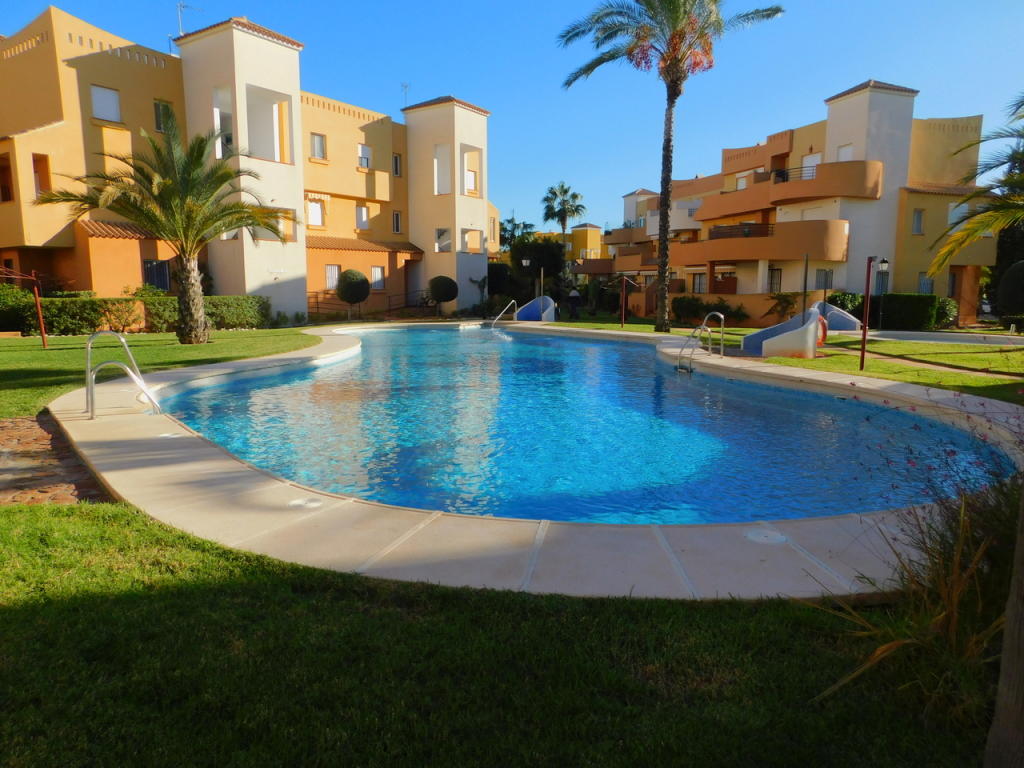 playa apartment homes