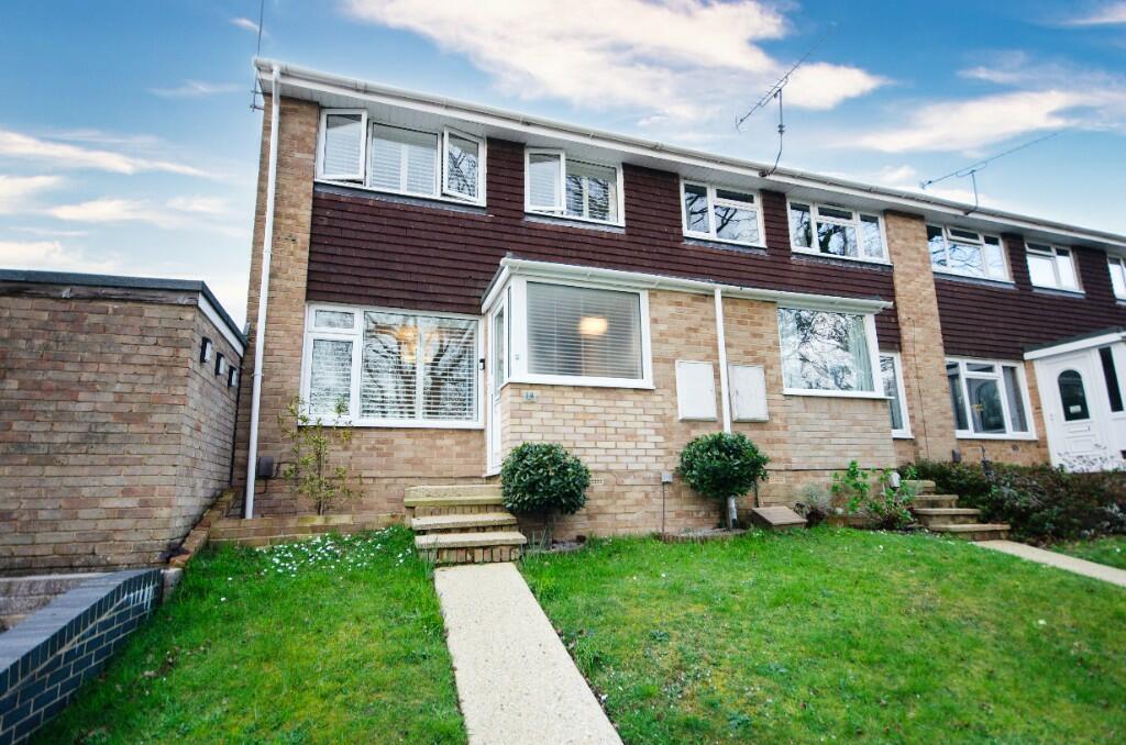 3 bedroom end of terrace house for sale in Dunster Close, Lordswood
