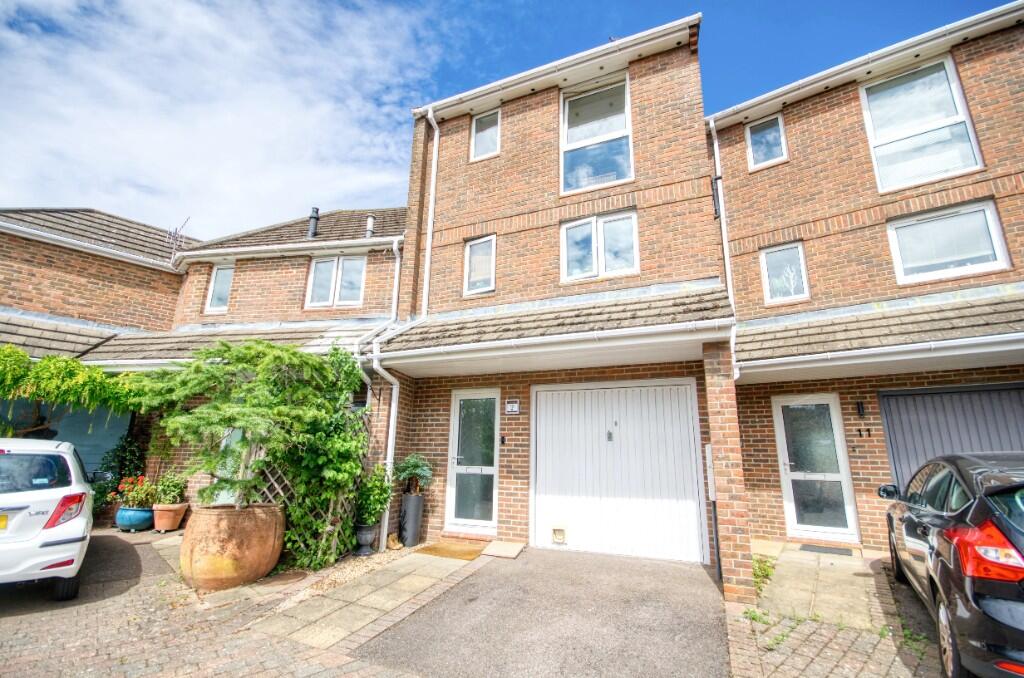 Main image of property: Priory Avenue, Southampton, Hampshire