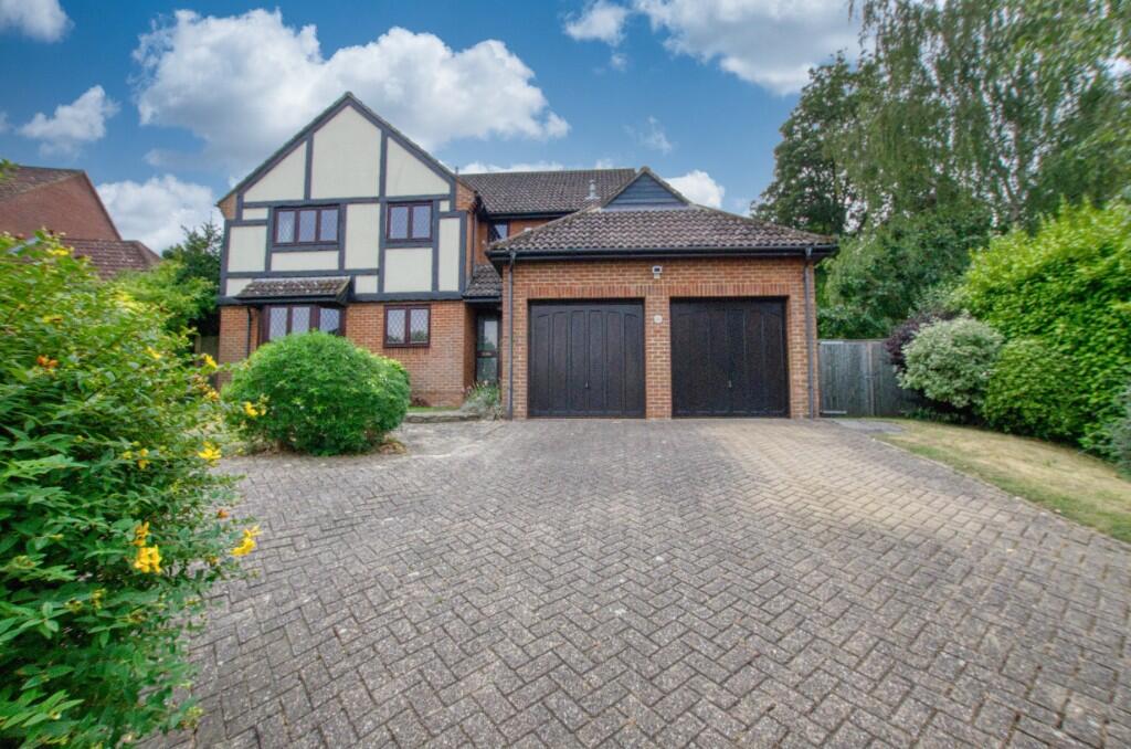 Main image of property: Beechwood Rise, West End, Hampshire, SO18