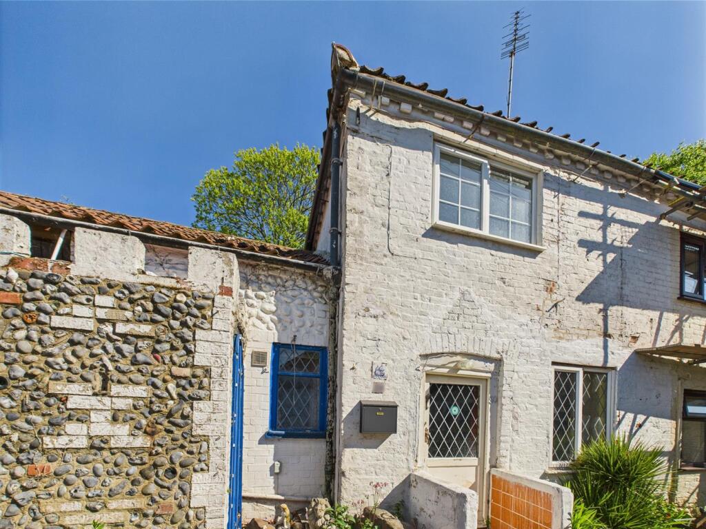 Main image of property: High Street, Mundesley