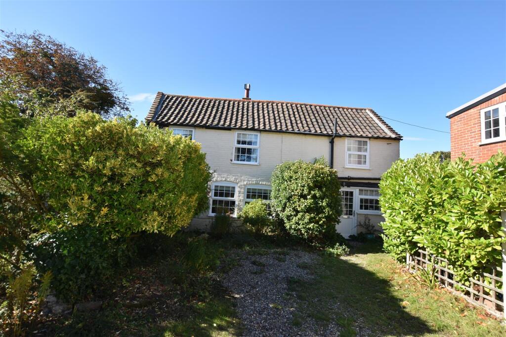 Main image of property: High Street, Mundesley, Norwich