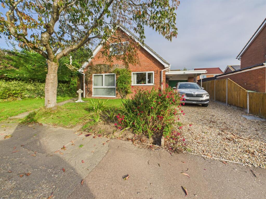 Main image of property: Wathen Way, Marsham, Norwich