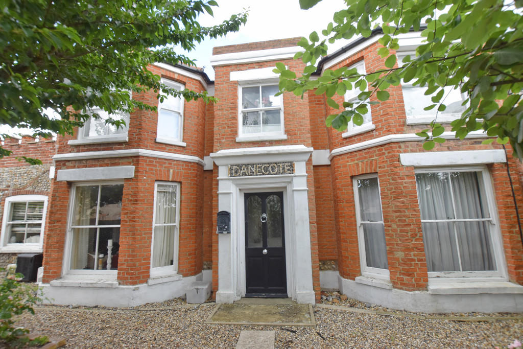 5 bedroom semidetached house for sale in Walcott Road, Bacton, NR12