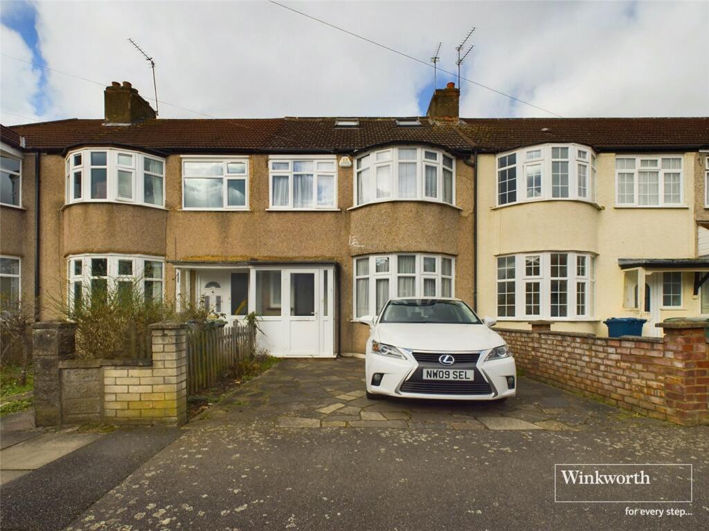 4 bedroom terraced house for sale in Ruskin Gardens, Kenton, Middlesex, HA3
