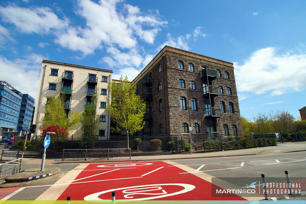 3 bedroom apartment for sale in Edward England Wharf, CF10