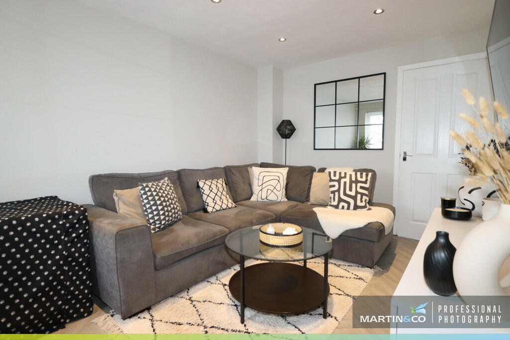 Additional property image - Heol Booths, St Edeyrns
