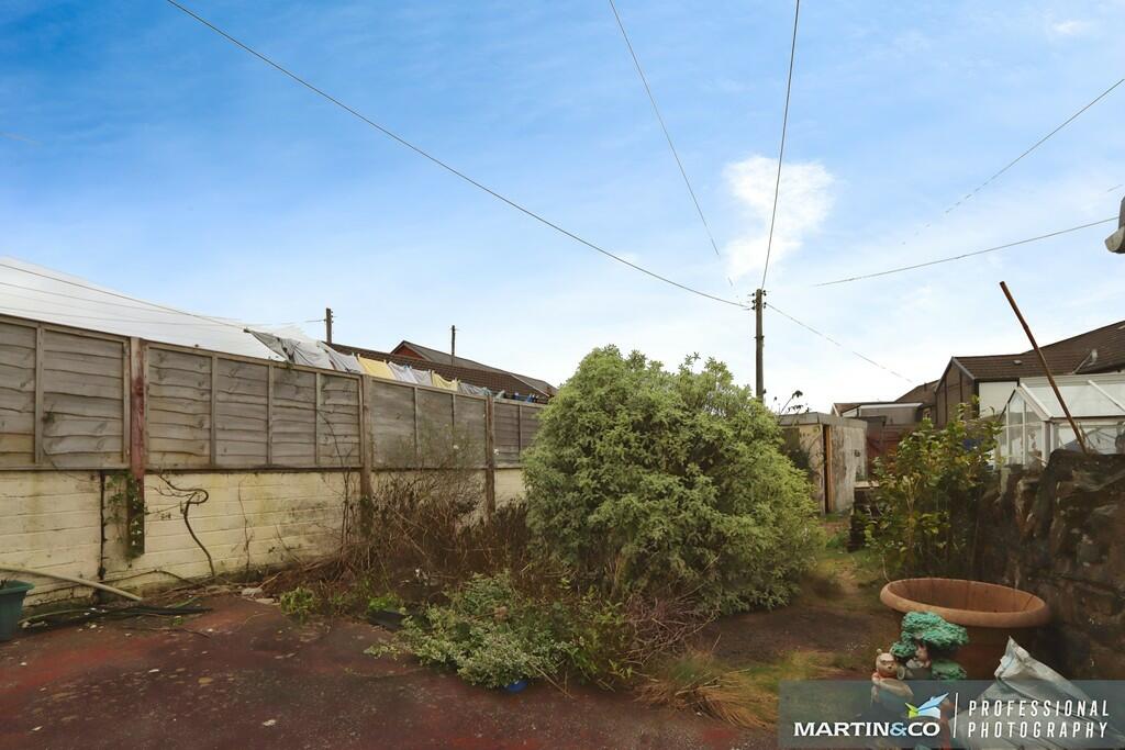 Additional property image - Edwardsville, Treharris