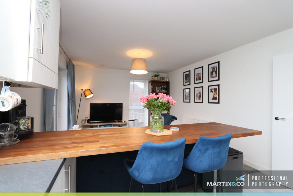 Additional property image - Captain's View, Llanrumney