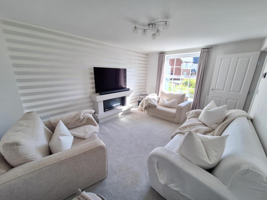 Additional property image - Russett Avenue, Nuneaton, CV11 6YW