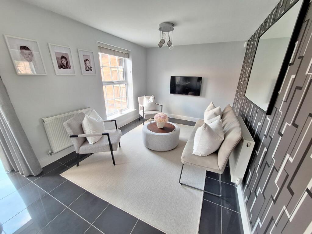 Additional property image - Russett Avenue, Nuneaton, CV11 6YW