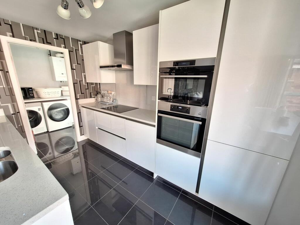 Additional property image - Russett Avenue, Nuneaton, CV11 6YW