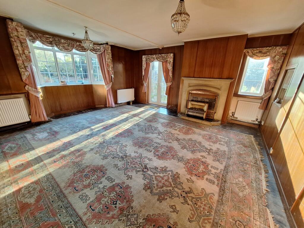 Additional property image - Manor Grange, Manor Park Road, Nuneaton, CV11 5HR