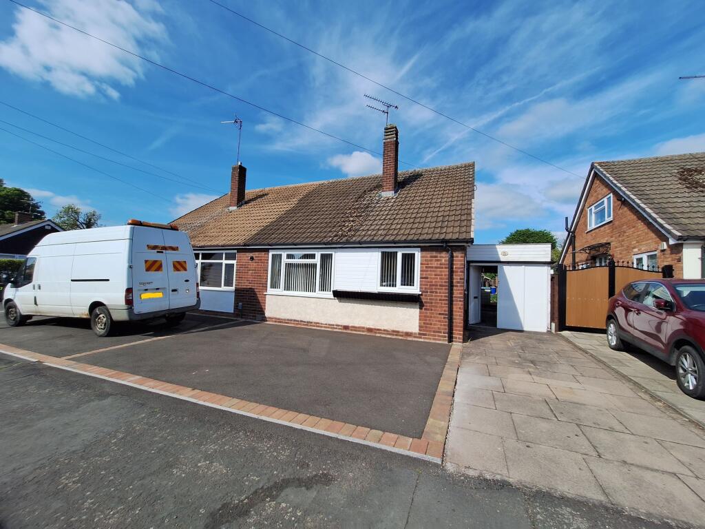 Main image of property: Church Lane, Nuneaton, CV10 0EY