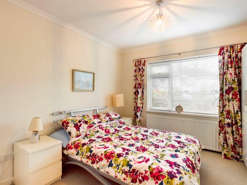 3 bedroom bungalow for sale in Rodney Avenue, Tonbridge, TN10