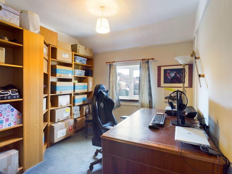 3 bedroom semidetached house for sale in Sandhurst Avenue, Pembury, TN2