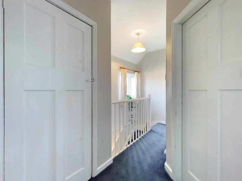 3 bedroom semidetached house for sale in Sandhurst Avenue, Pembury, TN2