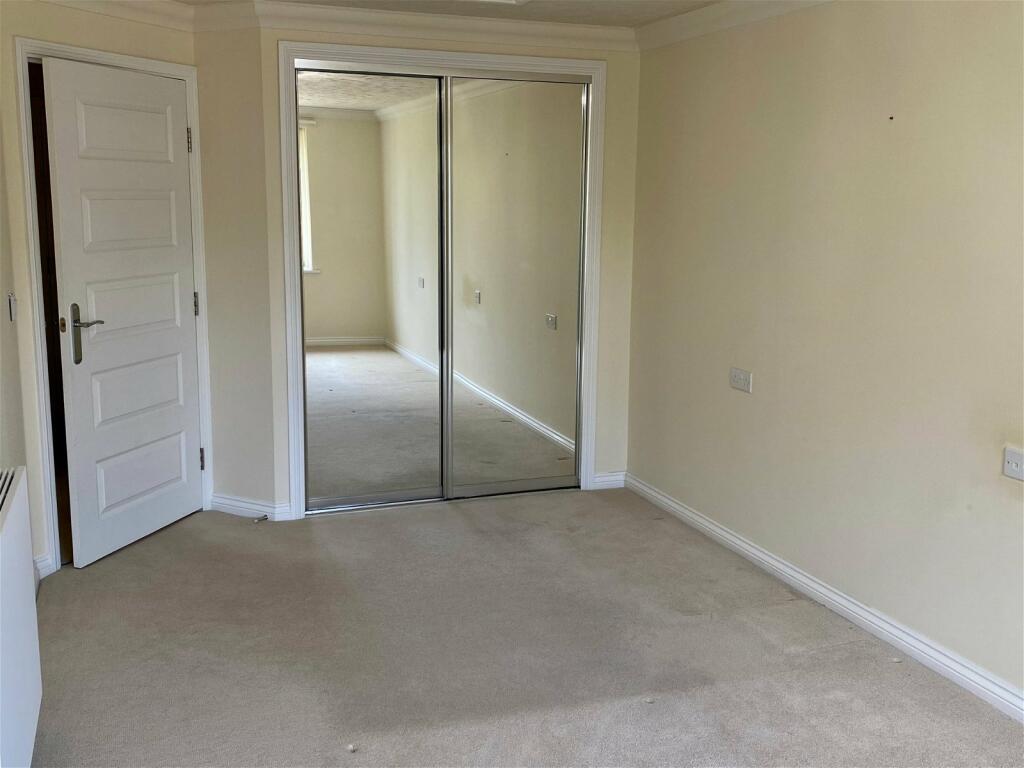 1 bedroom retirement property for sale in Wetherby, Tatterton Lodge