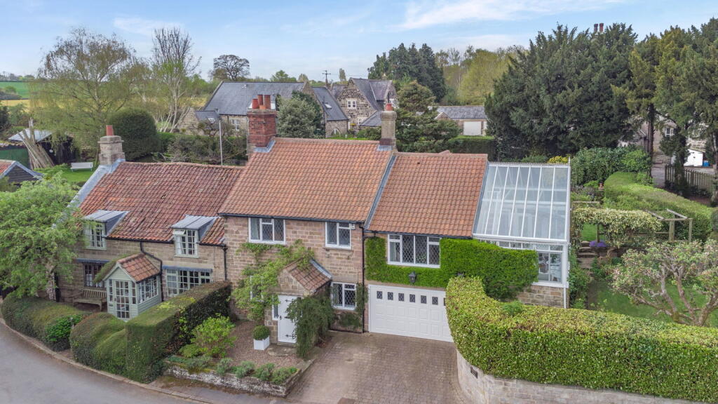 Main image of property: Sicklinghall, The Crescent, LS22