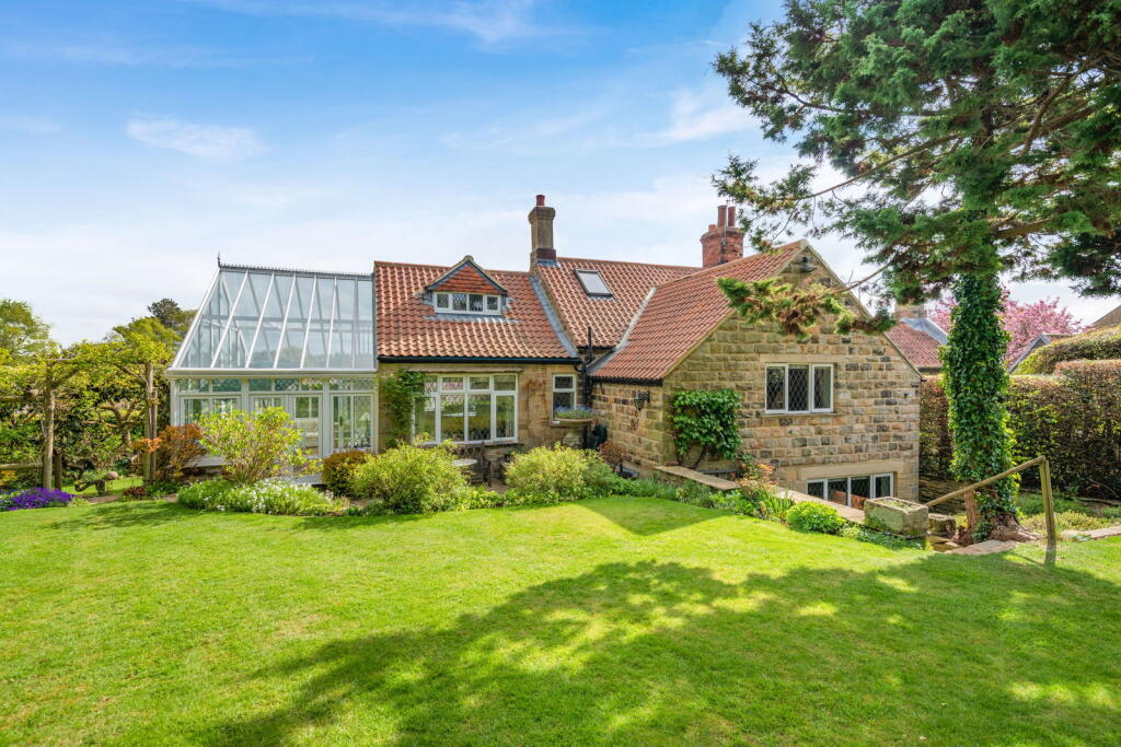 Main image of property: Sicklinghall, The Crescent, LS22