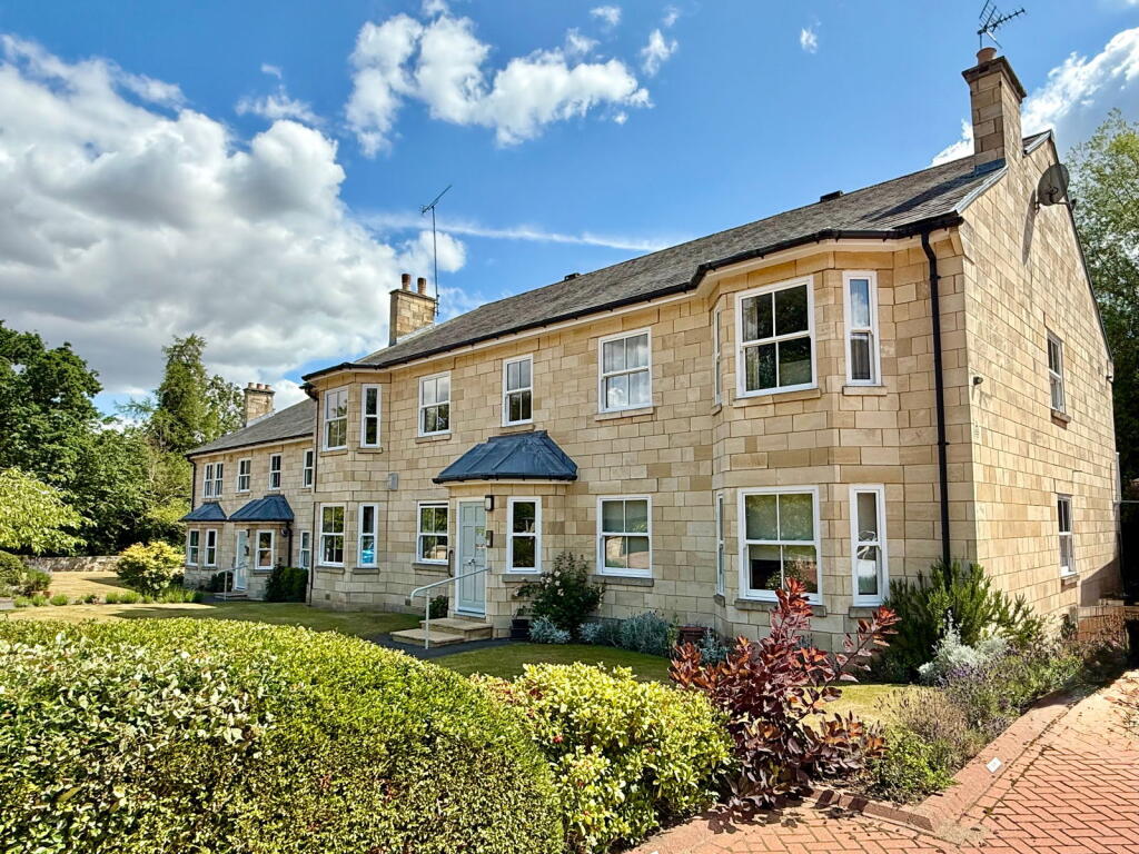Main image of property: Boston Spa, Riverdale Gardens, LS23