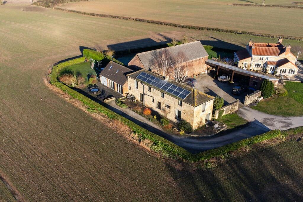 4 bedroom barn conversion for sale in Wighill, Wighill Park, Nr
