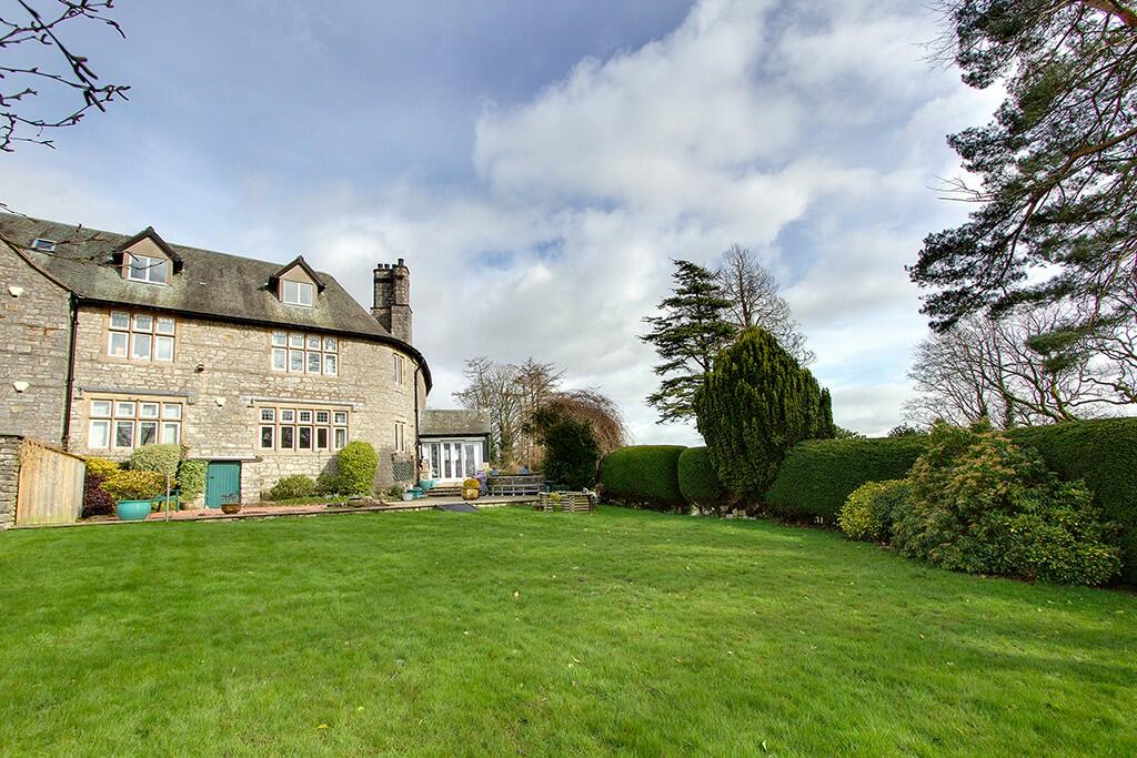 1 bedroom apartment for sale in 4 Highfield Hall, Barrows Green, Near