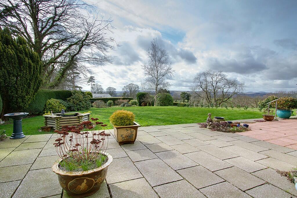 1 bedroom apartment for sale in 4 Highfield Hall, Barrows Green, Near