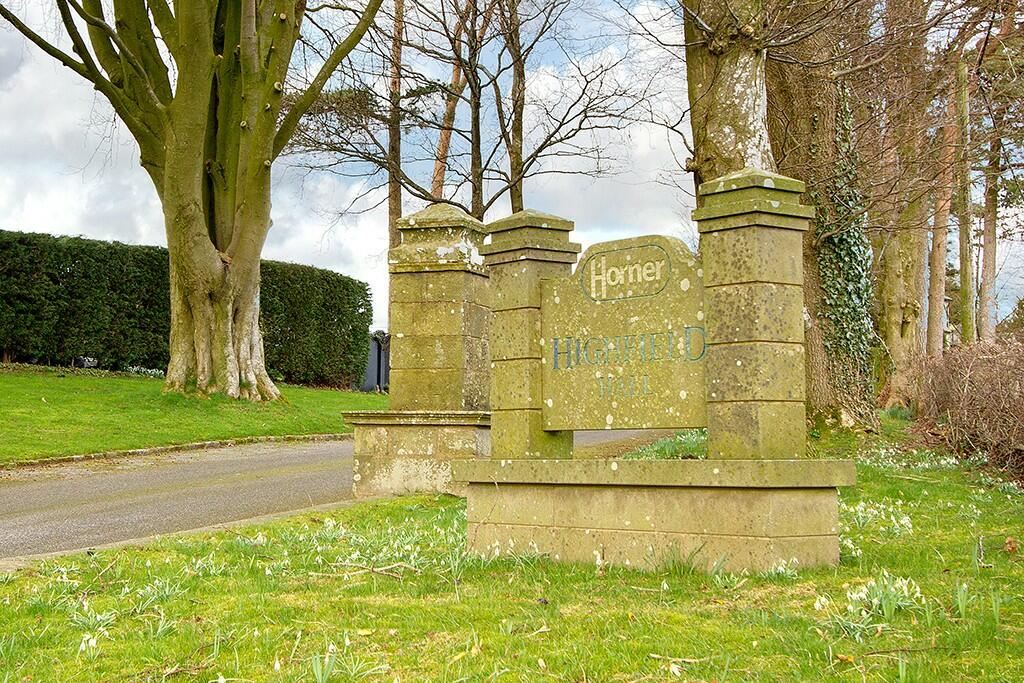 1 bedroom apartment for sale in 4 Highfield Hall, Barrows Green, Near