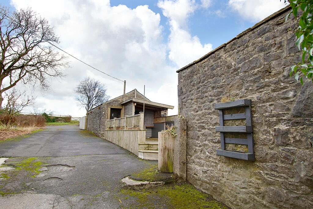 Additional property image - HILL TOP COTTAGE, CONISTON COLD, BD23 4EA
