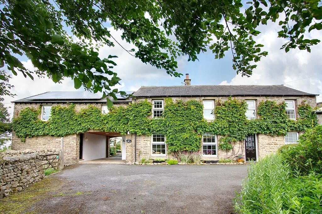 Main image of property: ILLIWELL LANE BARN, MASONGILL, LA6 3NN